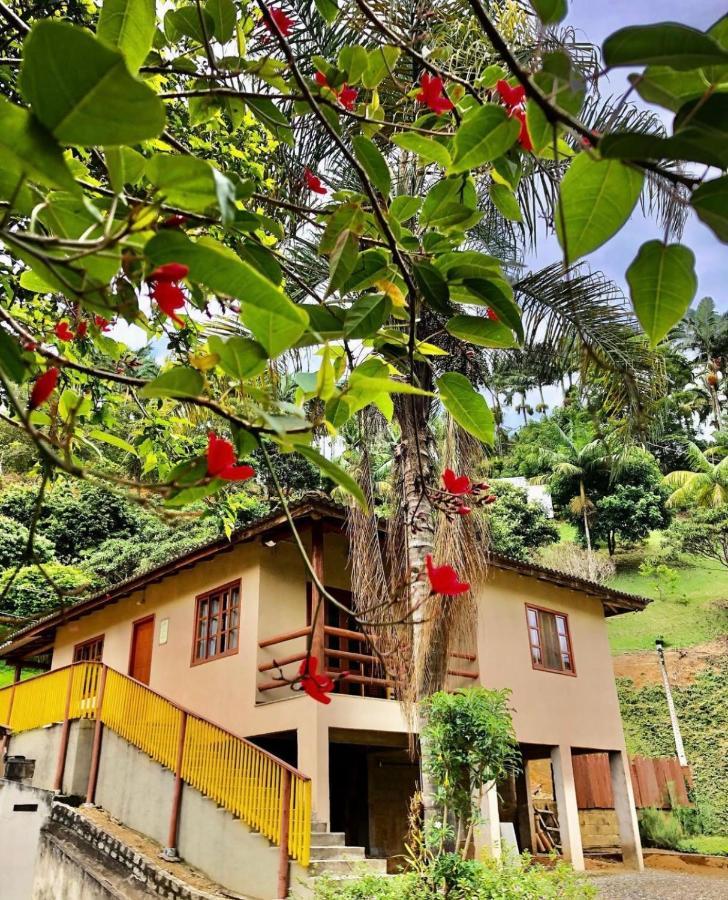 Отель Sitio Dos Palmitos - Casa Pupunha Педра-Азул Экстерьер фото